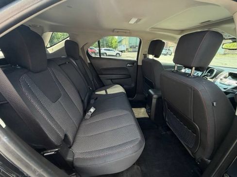 Used 2017 Chevrolet Equinox LT w/ Convenience Package AWD/4WD image 7
