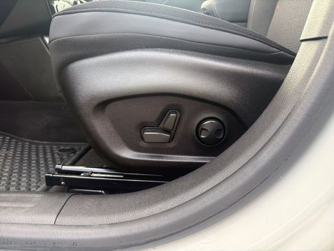 Used 2022 Jeep Renegade Altitude w/ Sun/Sound Group image 15