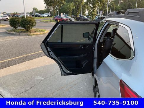 Used 2017 Subaru Outback 2.5i Limited AWD/4WD image 16