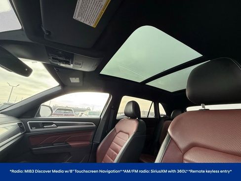 Used 2021 Volkswagen Atlas Cross Sport SEL Premium image 7