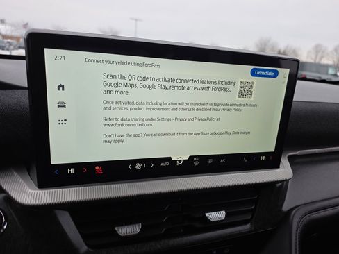 Used 2025 Ford Explorer Platinum image 29