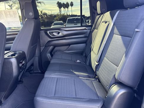 Used 2023 Chevrolet Suburban LS image 18