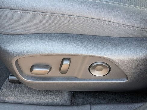 New 2026 Chevrolet Equinox LT w/ Convenience Package II image 15