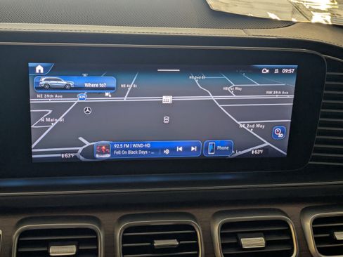 New 2026 Mercedes-Benz GLS 450 4MATIC image 23