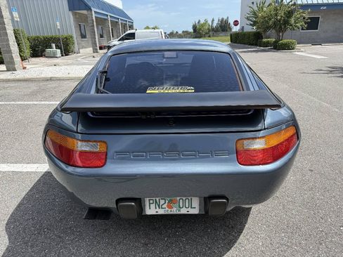 Used 1988 Porsche 928 S4 RWD image 6