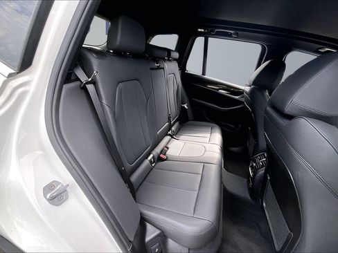 Used 2019 BMW X3 xDrive30i w/ Driving Assistance Package AWD/4WD image 25