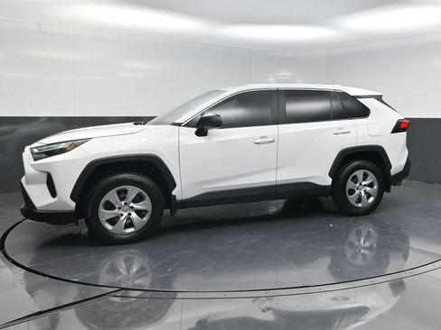 Used 2023 Toyota RAV4 LE image 3