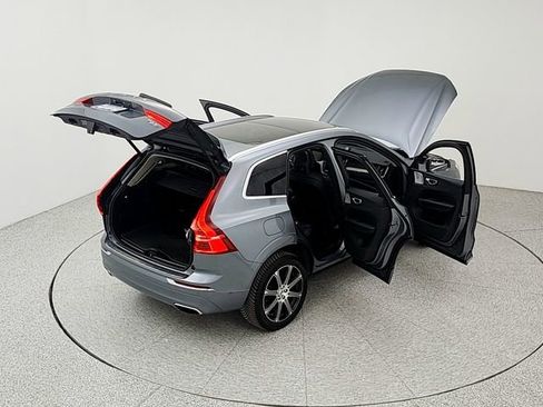 Used 2018 Volvo XC60 T6 Inscription w/ Luxury Seat Package image 42