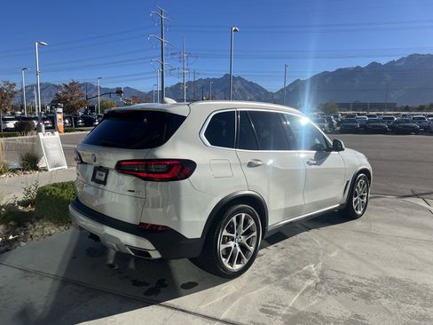 Used 2021 BMW X5 xDrive40i w/ Convenience Package image 5