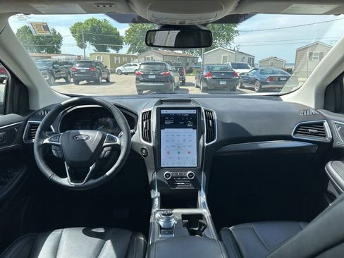 Used 2022 Ford Edge Titanium AWD/4WD image 15