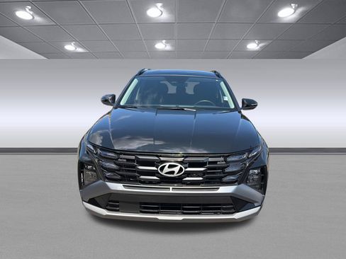 Certified 2025 Hyundai Tucson SEL AWD/4WD image 2