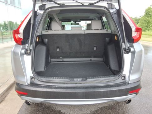 Used 2018 Honda CR-V Touring image 32
