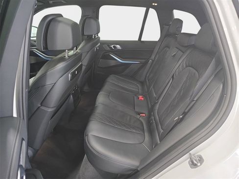Certified 2026 BMW X5 xDrive50e w/ M Sport Package image 10