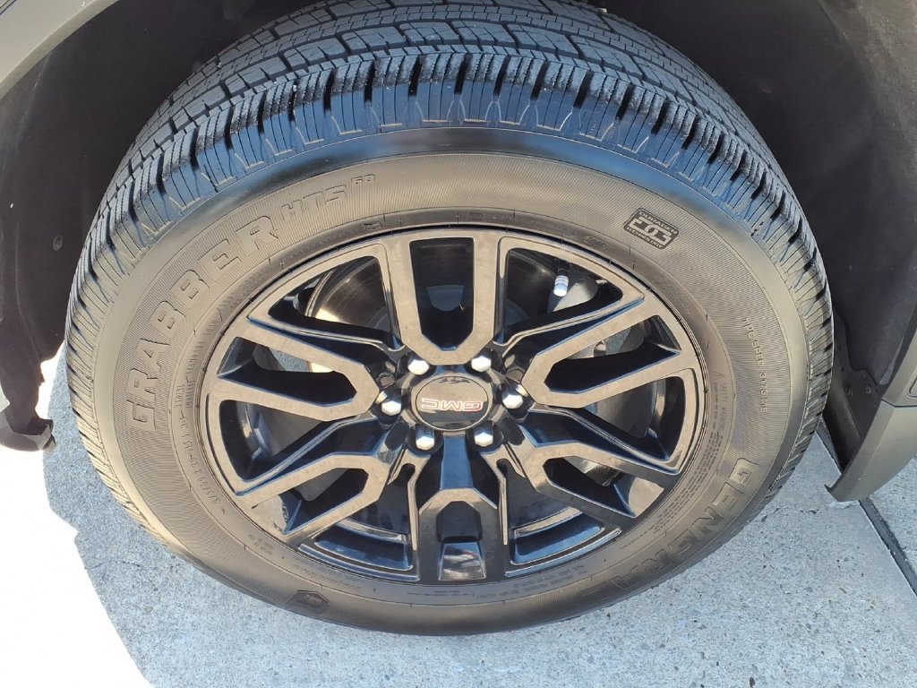 Used 2025 GMC Sierra 1500 Pro w/ Pro Value Package RWD image 9