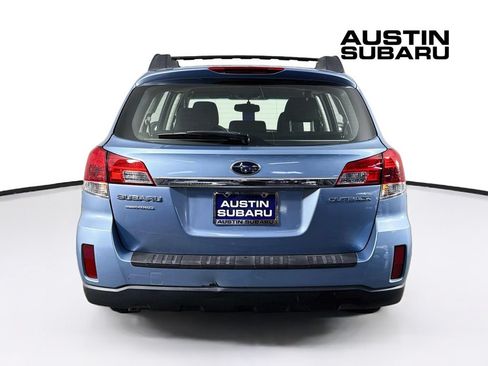 Used 2011 Subaru Outback 2.5i AWD/4WD image 6