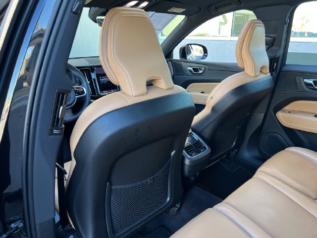 Used 2022 Volvo XC60 B5 Inscription w/ Advanced Package FWD image 29
