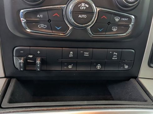 Used 2019 RAM 1500 Classic Warlock image 27