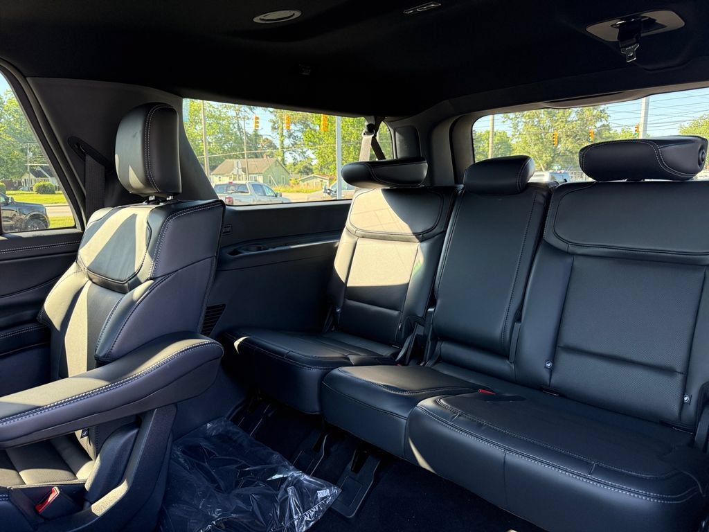 New 2026 Ford Expedition Max Platinum w/ Stealth Performance Package AWD/4WD image 20