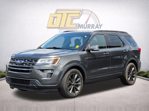 Used 2019 Ford Explorer XLT w/ Equipment Group 202A AWD/4WD image 2