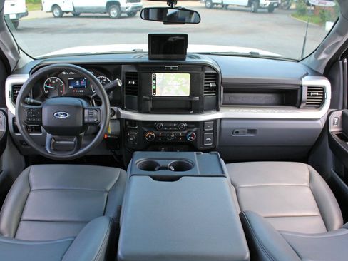 Used 2025 Ford F350 XL AWD/4WD image 25