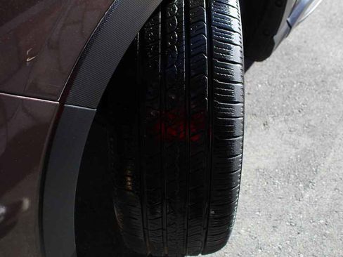 Used 2019 Subaru Ascent Limited image 38