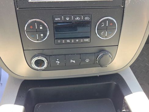 Used 2008 GMC Sierra 3500 SLT w/ Convenience Package RWD image 19