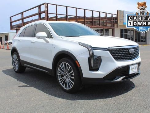 Used 2024 Cadillac XT4 Premium Luxury w/ Active Safety Package FWD image 1