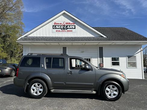 Used 2008 Nissan Pathfinder SE image 9