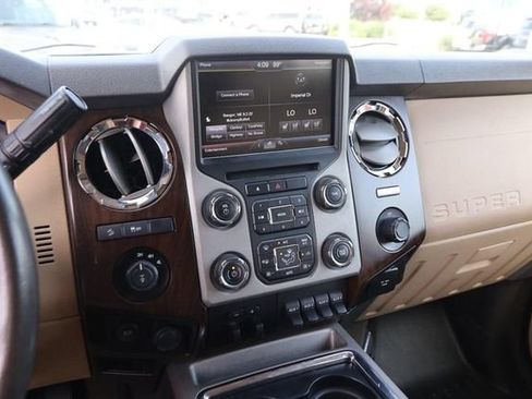 Used 2016 Ford F250 Lariat w/ Chrome Package AWD/4WD image 15