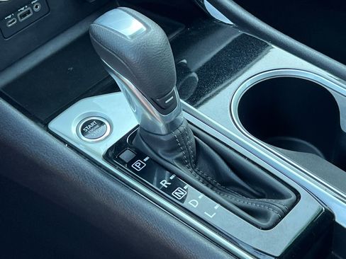 Used 2024 Nissan Altima 2.5 SV image 20