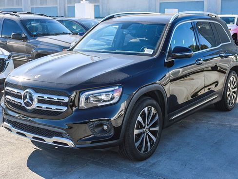 Used 2022 Mercedes-Benz GLB 250 GLB 250 image 3