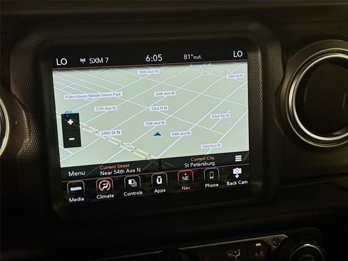 Used 2020 Jeep Wrangler Unlimited Sahara AWD/4WD image 15