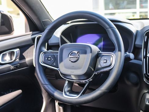 Used 2023 Volvo C40 P8 Recharge Plus w/ Climate Package AWD/4WD image 17
