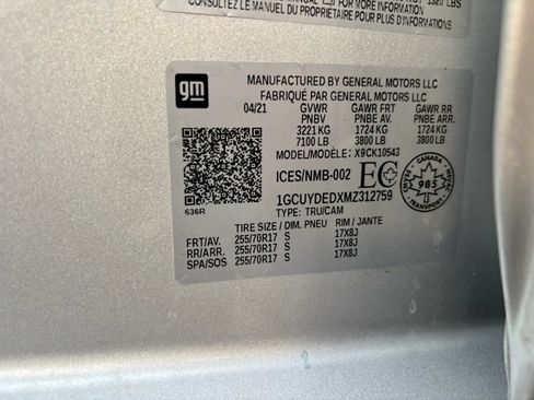 Used 2021 Chevrolet Silverado 1500 LT AWD/4WD image 24