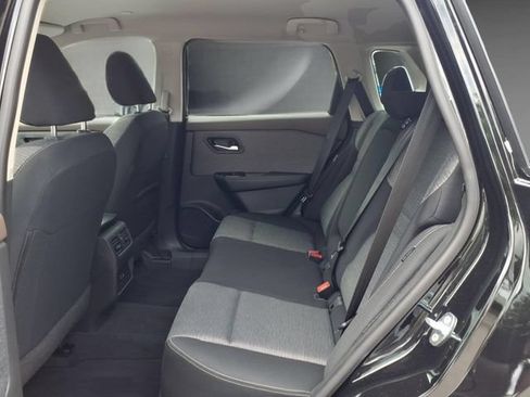 Certified 2023 Nissan Rogue SV AWD/4WD image 6