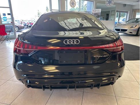 Used 2022 Audi e-tron GT Prestige w/ Prestige Package image 6