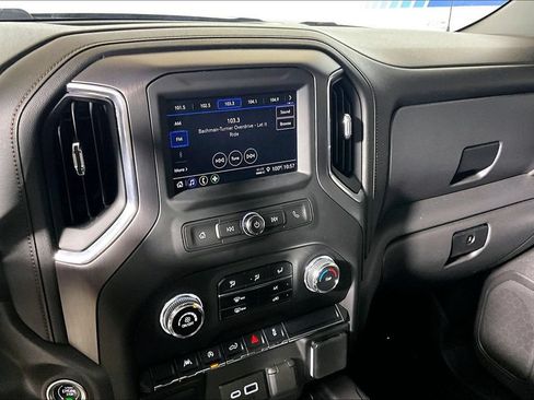 Used 2024 GMC Sierra 1500 Pro w/ Pro Value Package AWD/4WD image 5