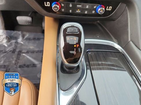 Certified 2019 Buick Enclave Premium w/ Experience Buick Package AWD/4WD image 30