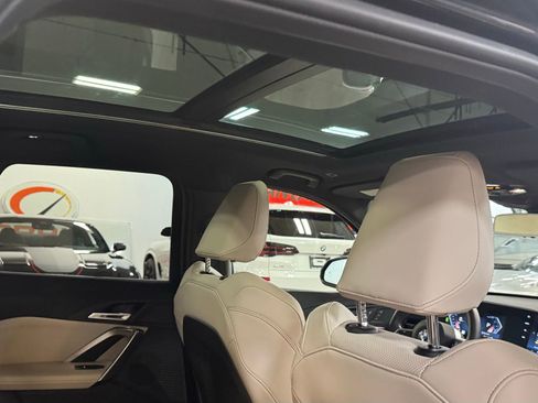 Used 2025 BMW X1 xDrive28i image 30