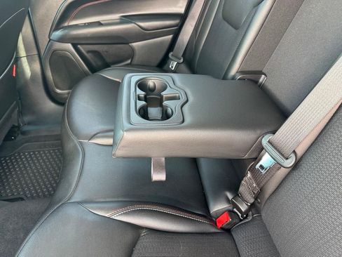 Used 2022 Jeep Compass Trailhawk w/ Trailhawk Convenience Group image 9