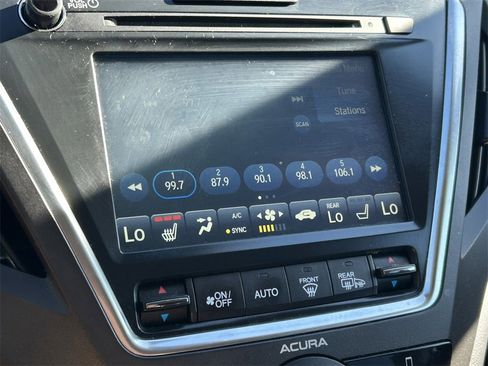 Used 2020 Acura MDX FWD image 33