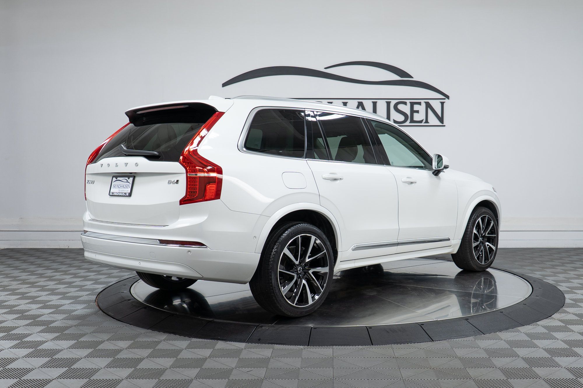 Certified 2023 Volvo XC90 B6 Plus w/ Protection Package Premier AWD/4WD image 5