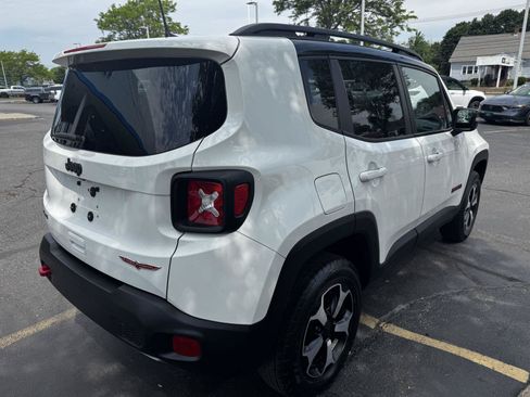 Used 2022 Jeep Renegade Trailhawk AWD/4WD image 6