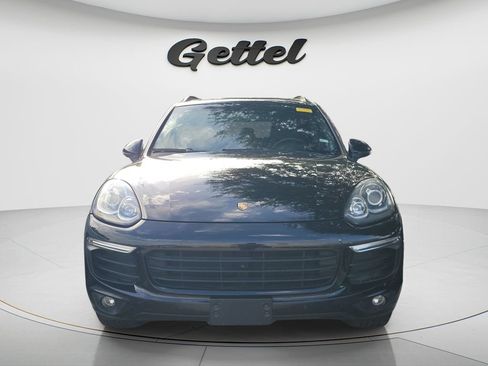 Used 2016 Porsche Cayenne AWD/4WD image 2