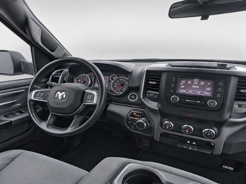 Used 2022 RAM 1500 Big Horn AWD/4WD image 35
