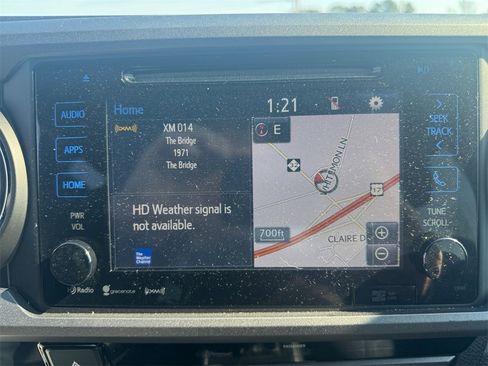 Used 2017 Toyota Tacoma TRD Sport w/ Tow Package image 20