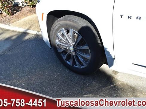 Certified 2023 Chevrolet Traverse Premier image 17