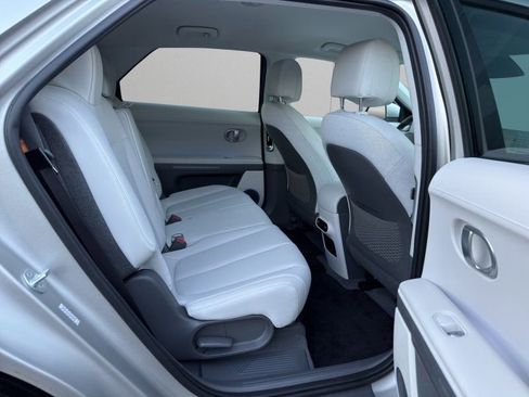 Used 2023 Hyundai Ioniq 5 SEL image 12
