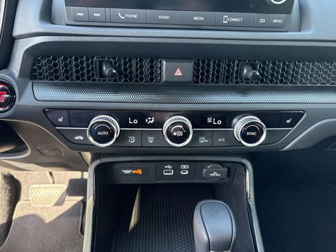 Used 2024 Honda CR-V EX image 28
