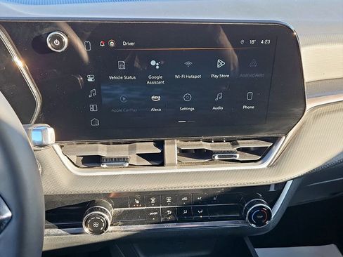 Used 2025 Chevrolet Equinox LT image 25